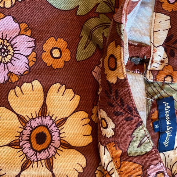 Groovy, floral, boho, 60’s, 70’s style mini skirt. New without tags! Sz 18 AU - Picture 6 of 10